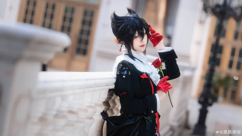 《明日方舟》隐德来希cosplay展示