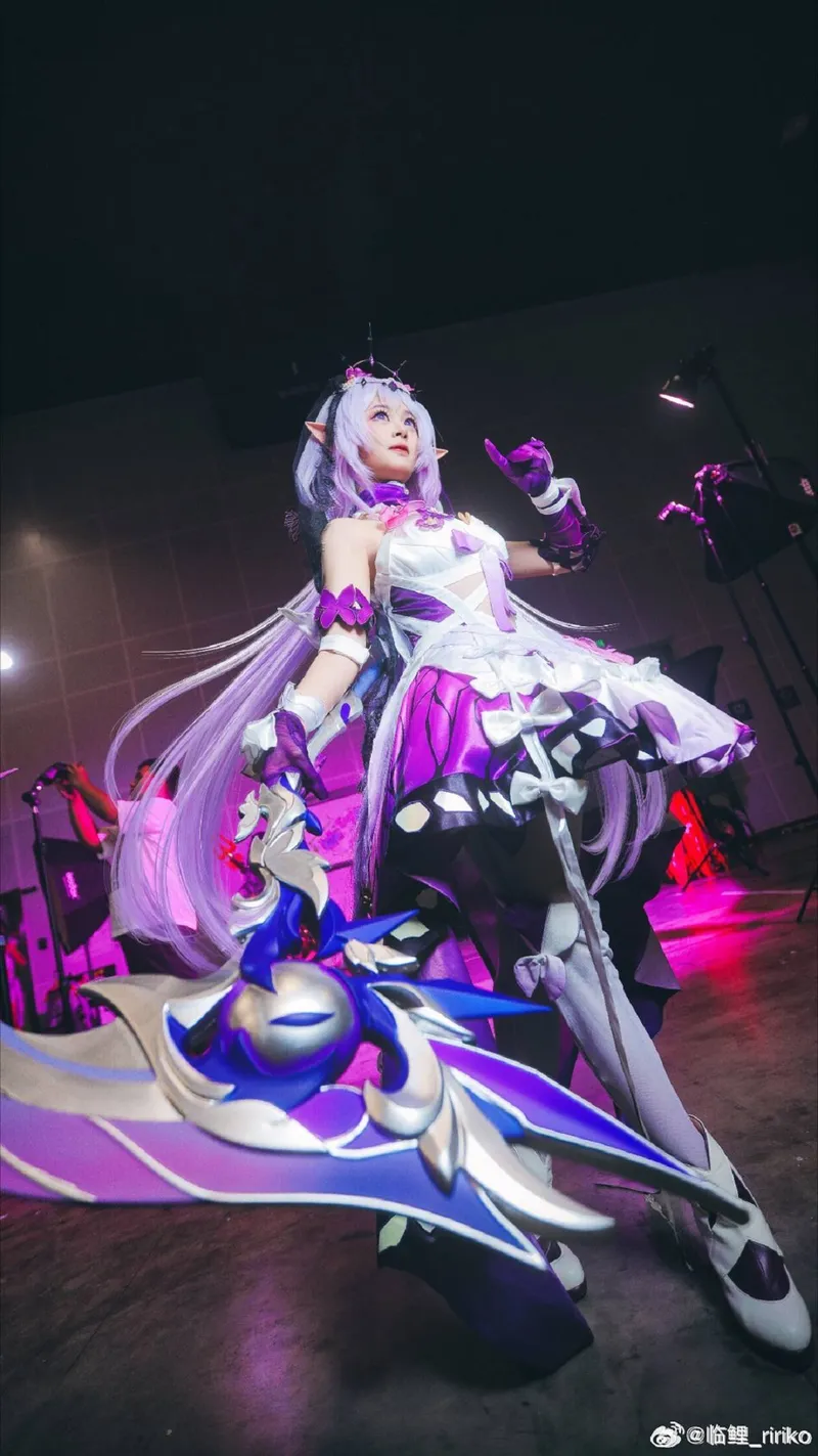 《崩坏星穹铁道》遐蝶Cosplay展示