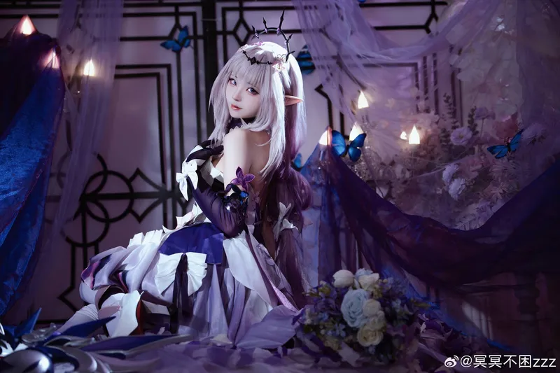 《崩坏星穹铁道》遐蝶cosplay展示