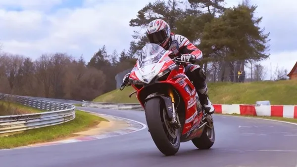 《黎明飞驰》赛道疾驰版本上线