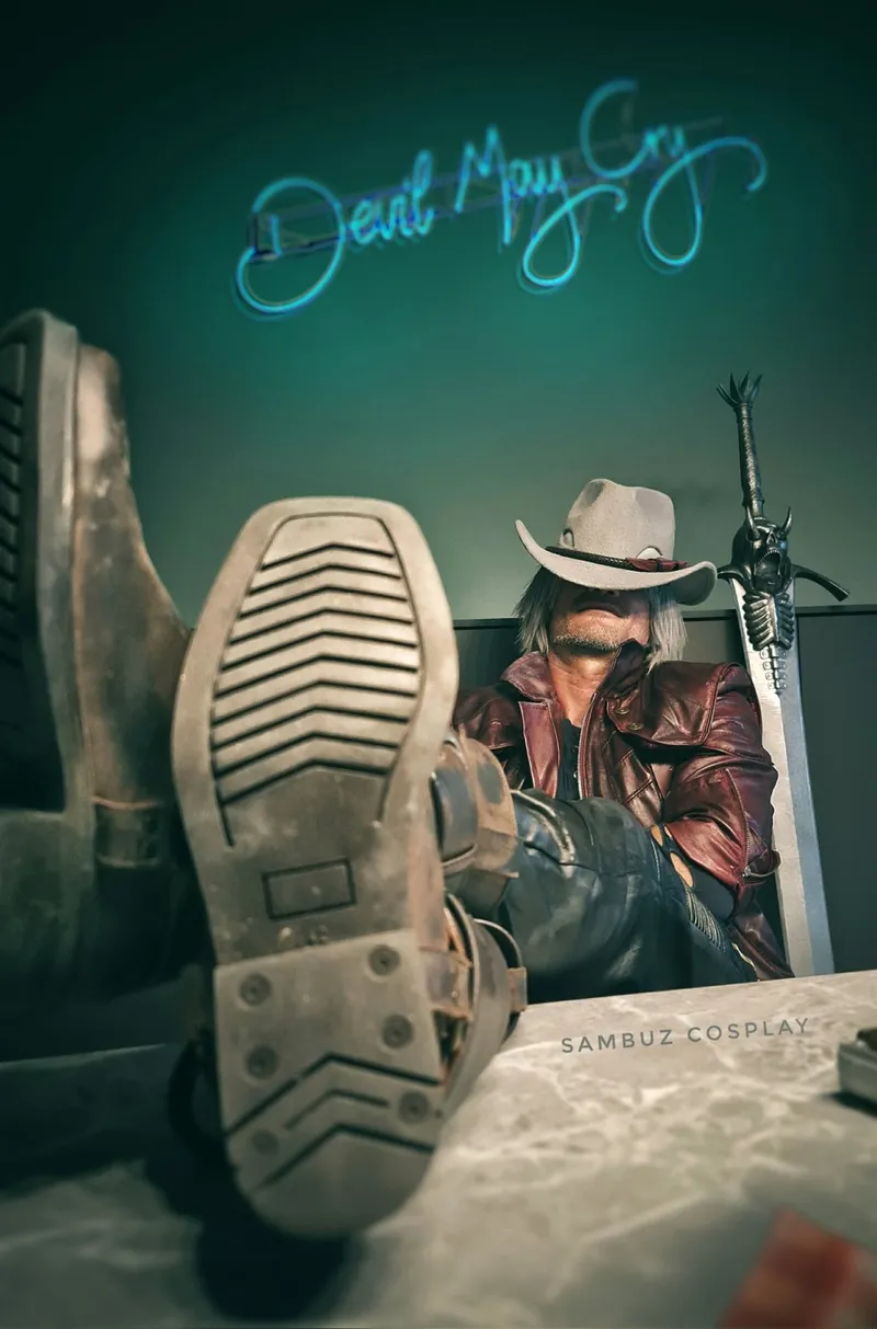 《鬼泣5》圣诞但丁Cosplay