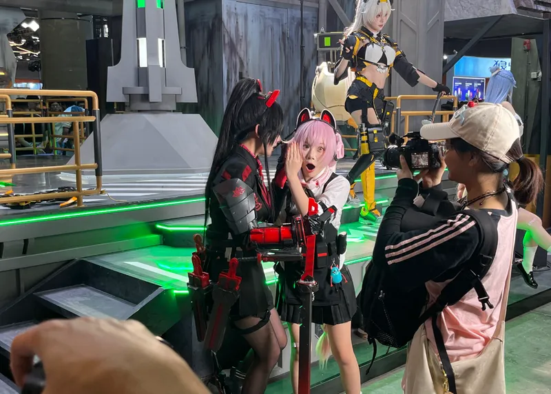 《绿梦：时空之声》萤火虫漫展广州站亮相