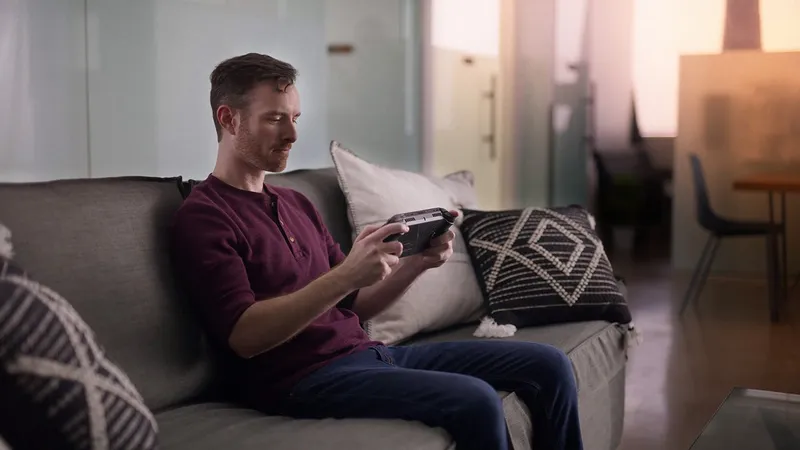 英特尔2026CES发布掌机芯片