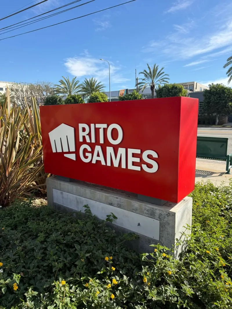 《魔兽世界》前制作人加盟拳头MMO项目