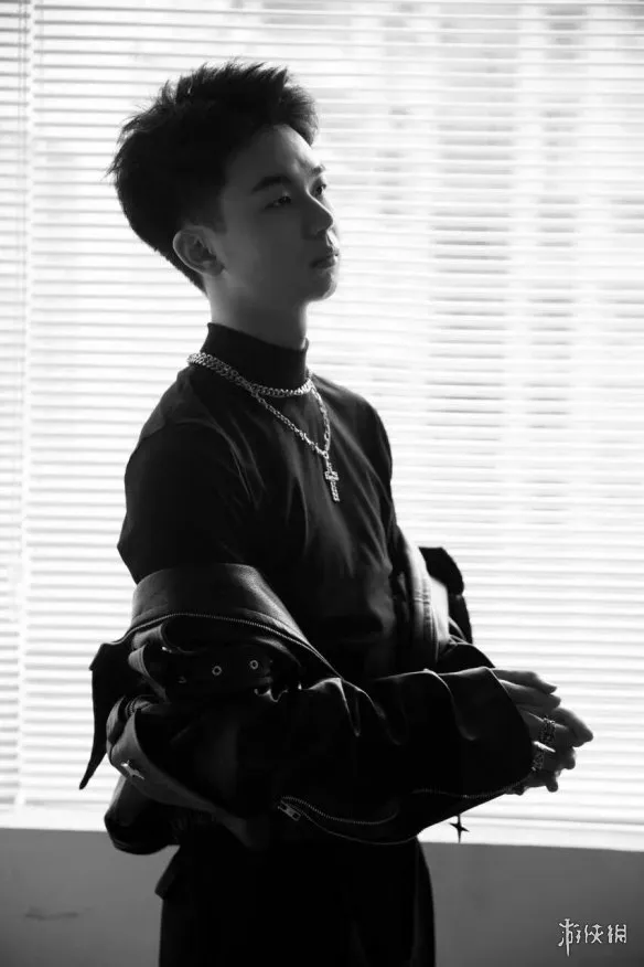 《寻找下一个sky》KK官方对战平台真人秀访谈