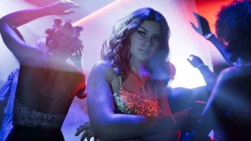 《侠盗猎车手6》发售冲击