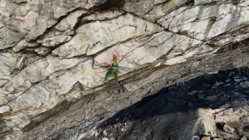 《真实攀岩》正式发售