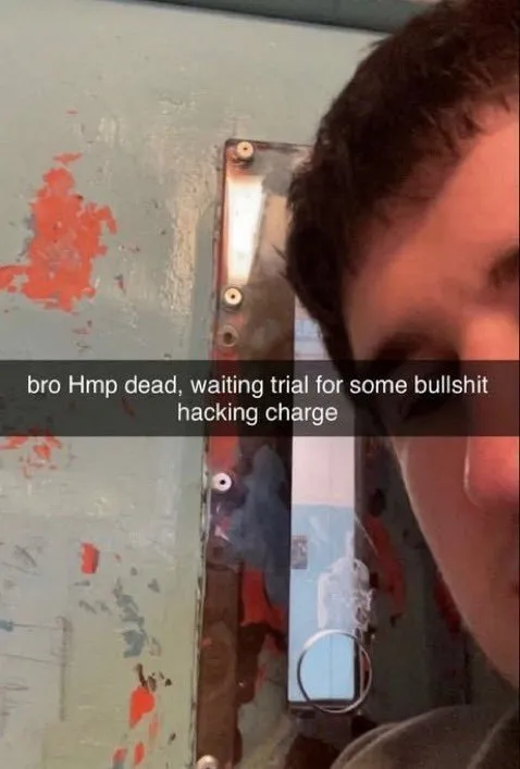 《GTA6》泄密黑客狱中走私手机发信息