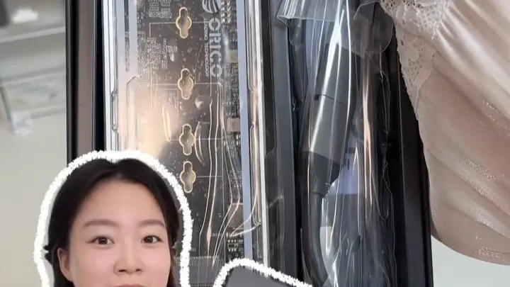 返校季MacBook&配件开箱验机?附教育优惠攻略 苹果教育优惠返校季已经开始啦！立马跑到线下a