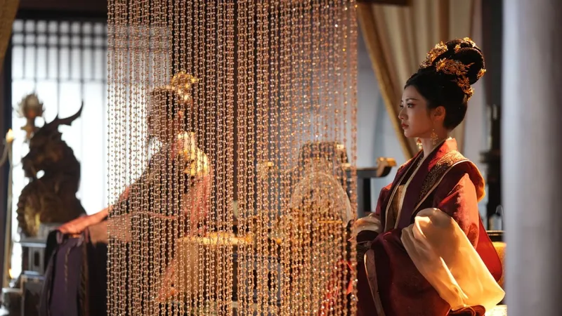 《女王的游戏：盛世天下》女帝篇公布