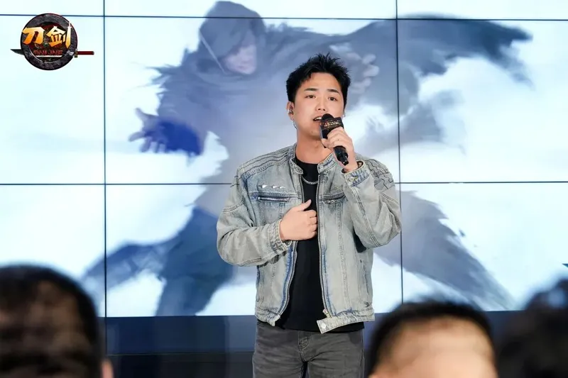 《刀剑英雄》重庆网吧见面会盛况回顾