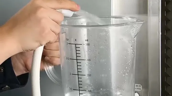 【制冰机推荐】科慕CM-100商用制冰机常见故障处理全攻略，一键解决不出冰、不制冷问题