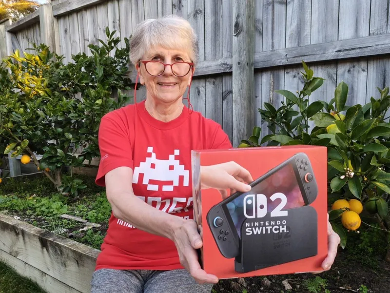 《异度神剑》粉丝73岁老奶奶喜提Switch2-直面会激发购买热情
