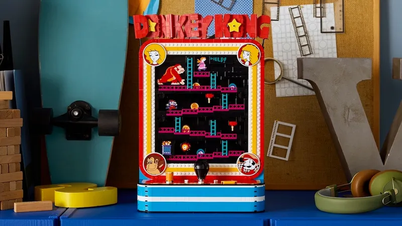 《DonkeyKong》乐高街机套装发布-复古互动经典重现