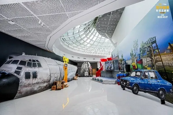 《和平精英》七周年线下展-北外滩开启青春热血之旅