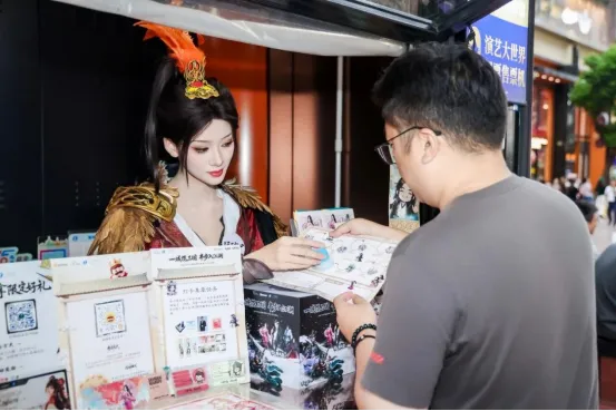 《三国:天下归心》国风IP黄浦街头展